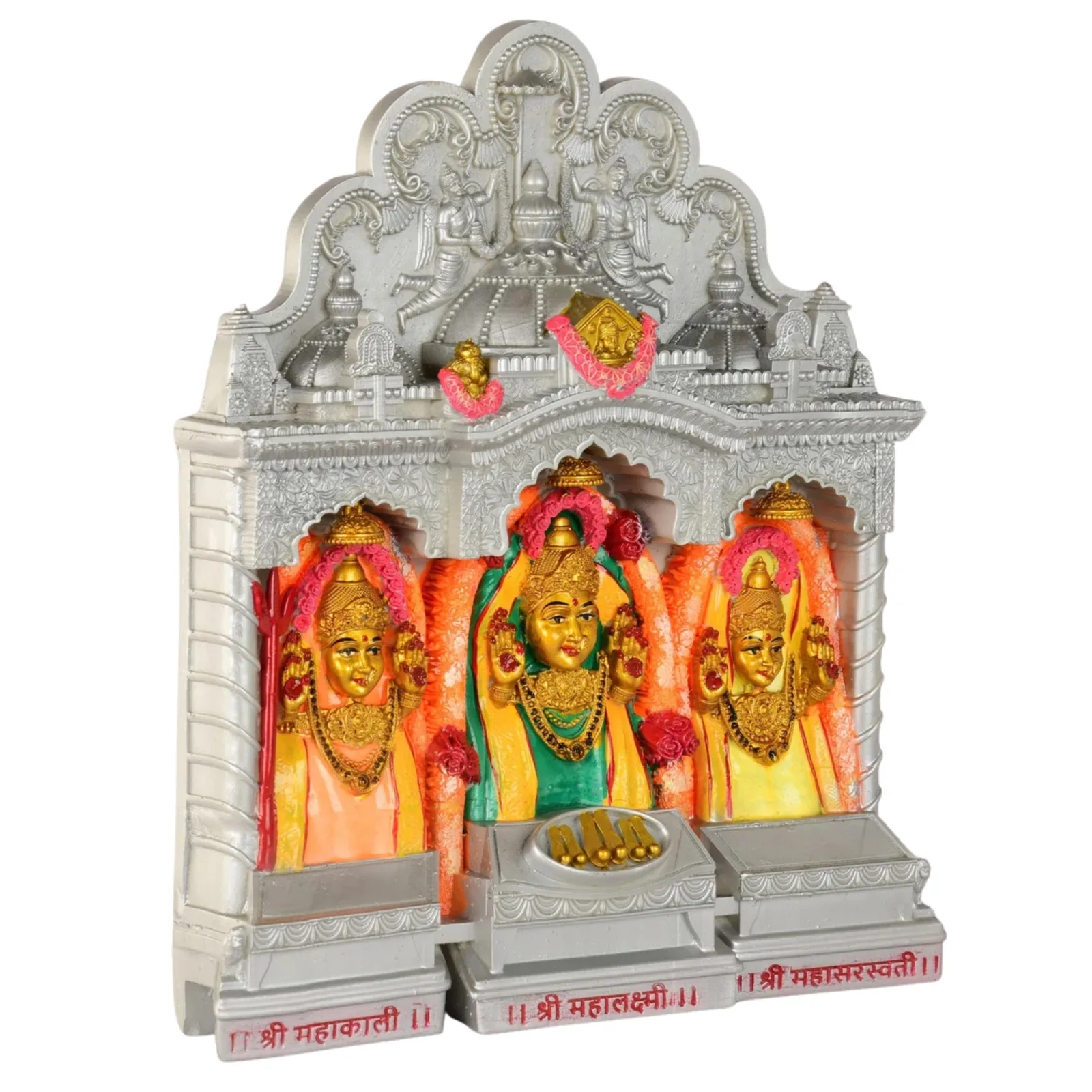 Marble dust Mahalaxmi murti, close view of the hand-painted saree